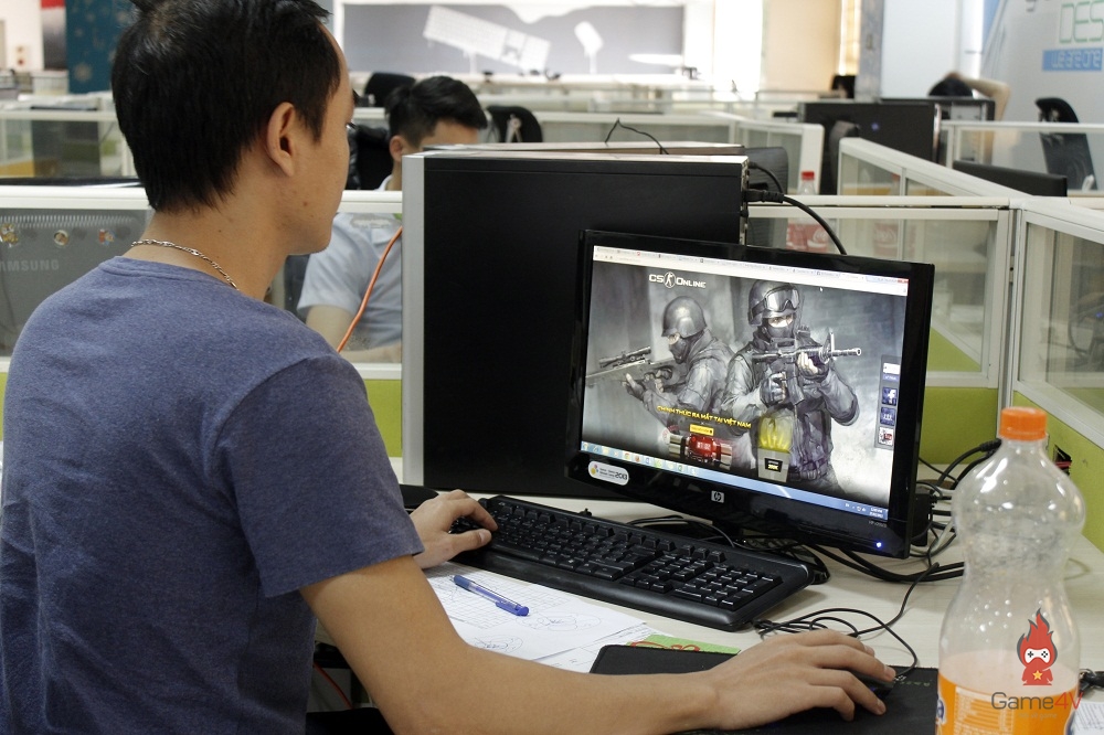 'Đột nhập' trụ sở CS Online trước ngày ra mắt game thủ Việt