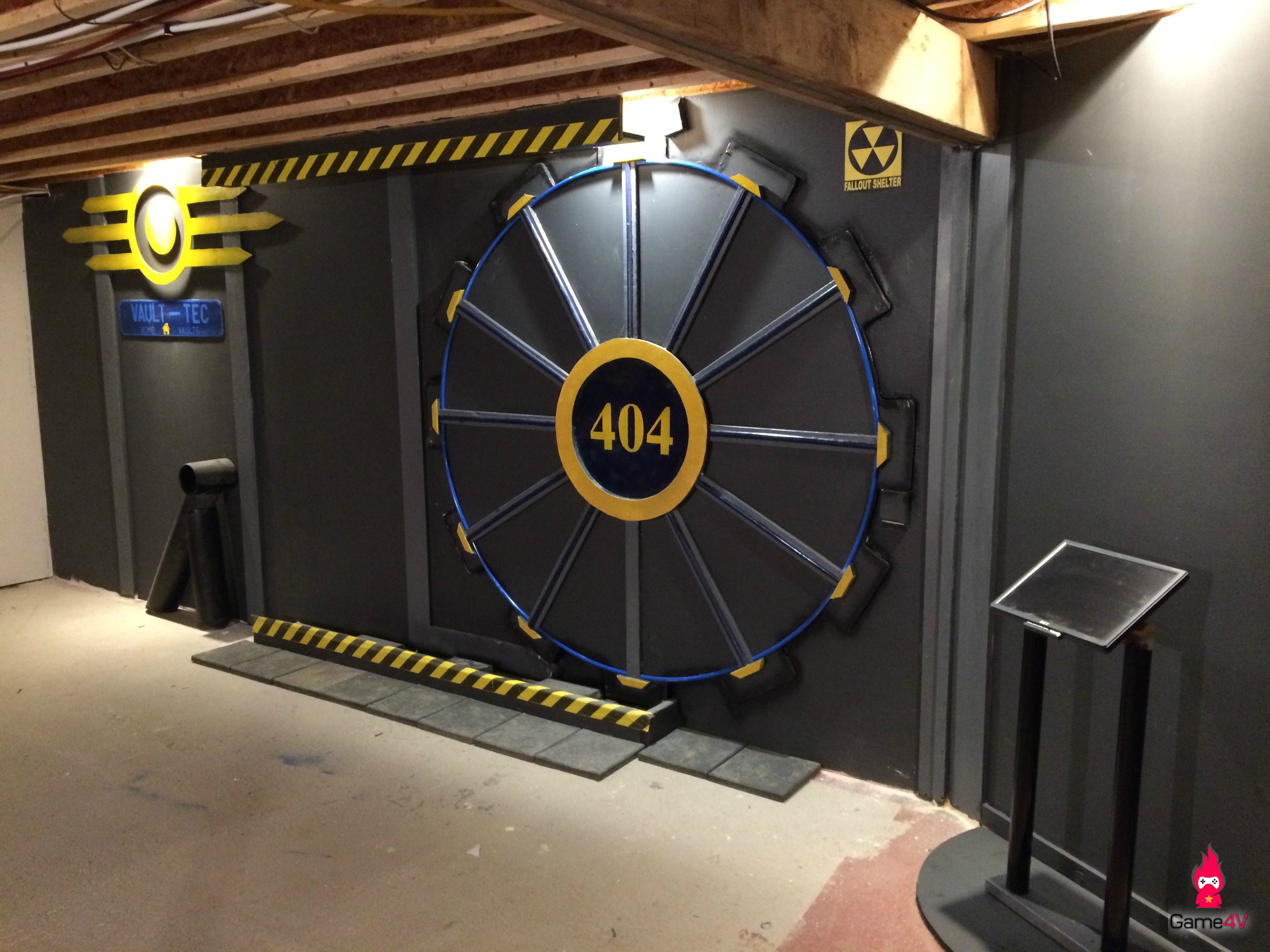 Ball vault ascent. Убежище Vault-Tec. Дверь убежища Fallout 4. Фоллаут дверь убежища. Дверь бункера из фоллаут.