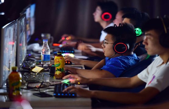 Trung Quốc siết chặt thời gian chơi game của giới trẻ