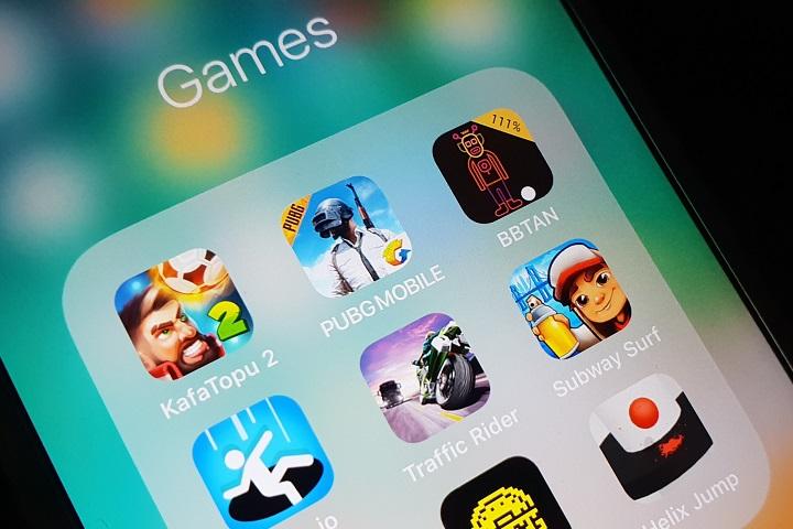 Apple gỡ bỏ game không cập nhật trong 2 năm ra khỏi App Store khiến nhiều game thủ lo lắng.