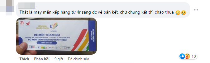 CĐV Việt thức trắng đêm chờ vé xem Esports tại SEA Games 31, có người dù xếp hàng sớm vẫn phải ngậm ngùi ra về tay trắng