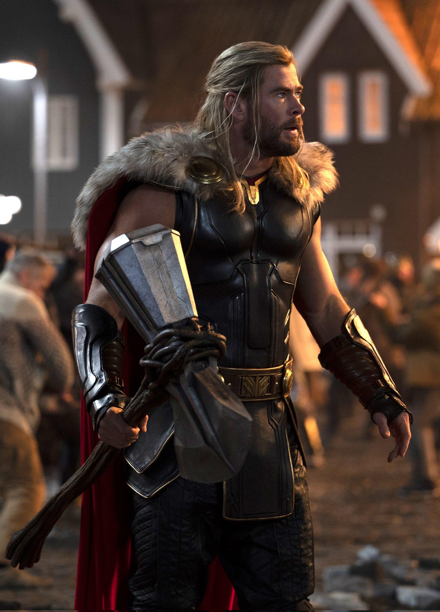 Các fan hụt hẫng vì Thor: Love and Thunder có thời lượng vô cùng ngắn