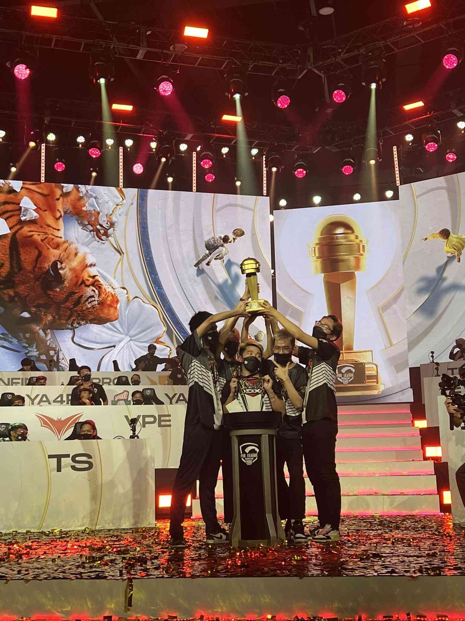 Vô địch PUBG Mobile Đông Nam Á, đại diện Việt Nam – D’Xavier bỏ túi hơn 700 triệu tiền thưởng
