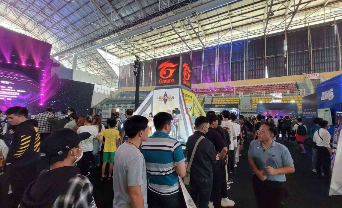 Vietnam Gamverse 2023: Garena gây sốt với trải nghiệm AR và minigames đầy thách thức