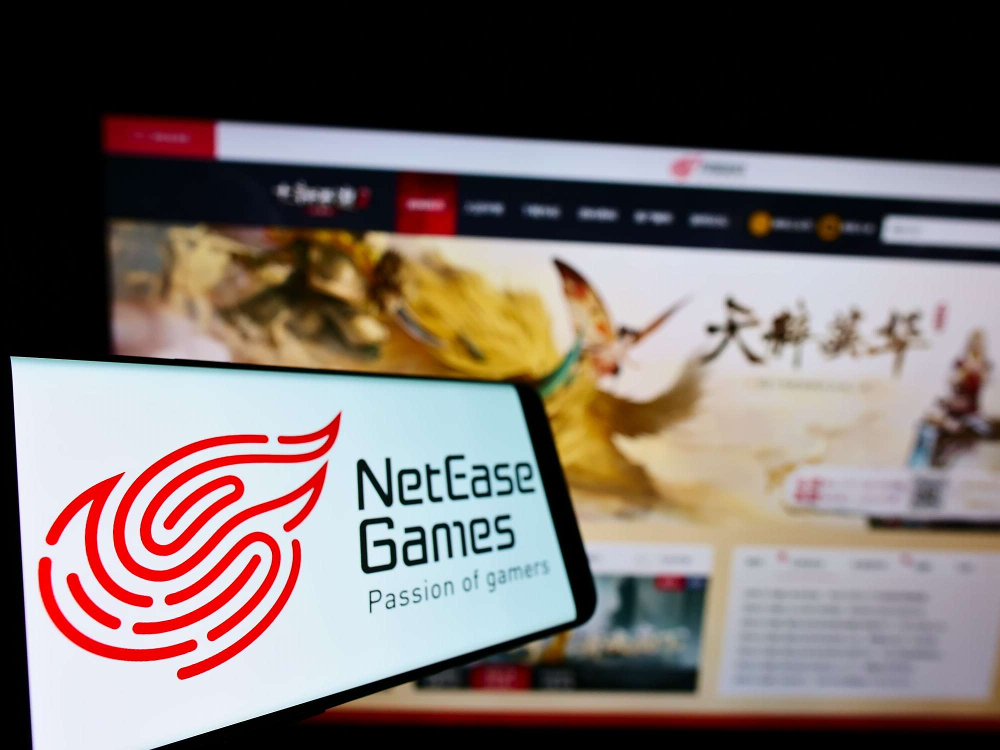 Game thủ iOS không thể thanh toán game của NetEase, miHoYo qua Alipay. Ảnh: South China Morning Post.